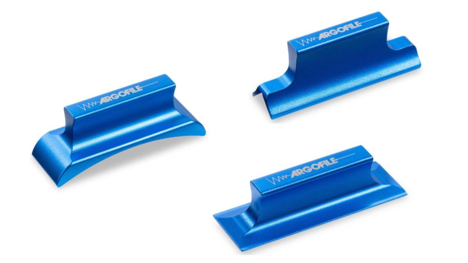 新商品2種「CSホルダー」「CSカーボンプレート」を7/28開催の ワンダー