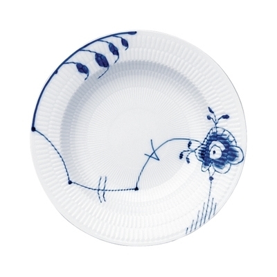 ブルーフルーテッド メガ ディーププレート 21cm|ロイヤル