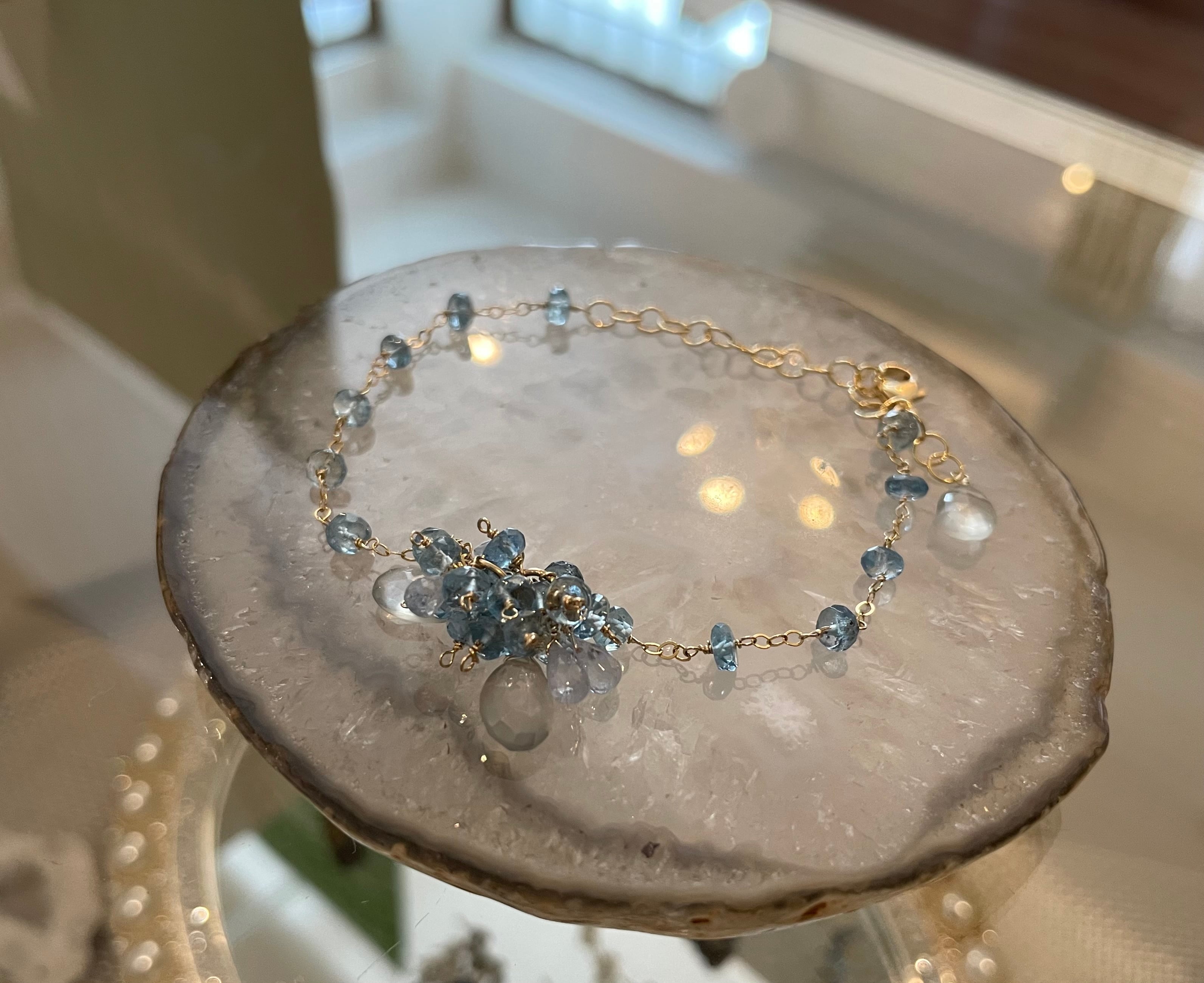 14kgf】パールとオパールのブレスレット | 神楽坂の小さなメイクエステ