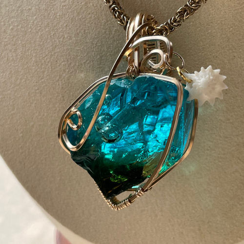 アンダラクリスタル【レムリアの海ペンダント】14kgfワイヤー