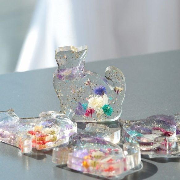 キーホルダー ドライフラワー ネコ レジン 携帯ストラップ Raven Rose