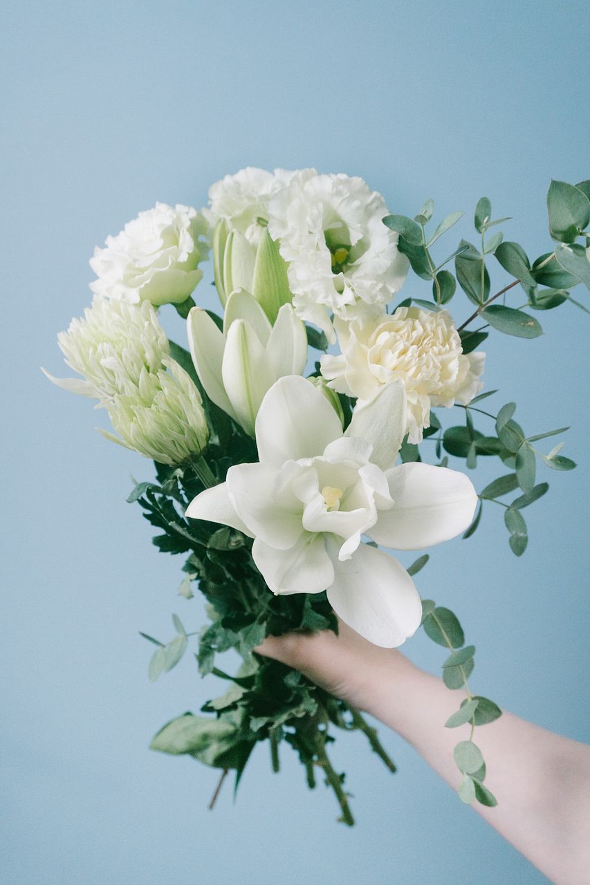 ユリ】人気の花束・ブーケ特集 | FLOWER｜かわいい花束を【送料無料