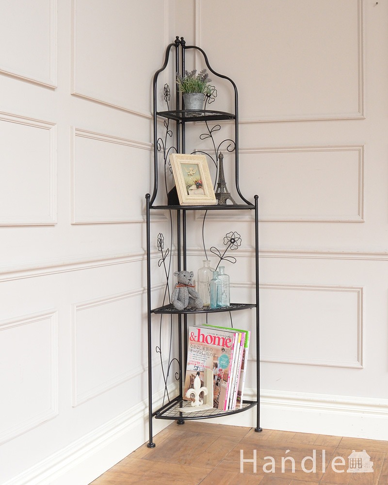 お花模様が華やかなコーナー用アンティーク風プランタースタンド