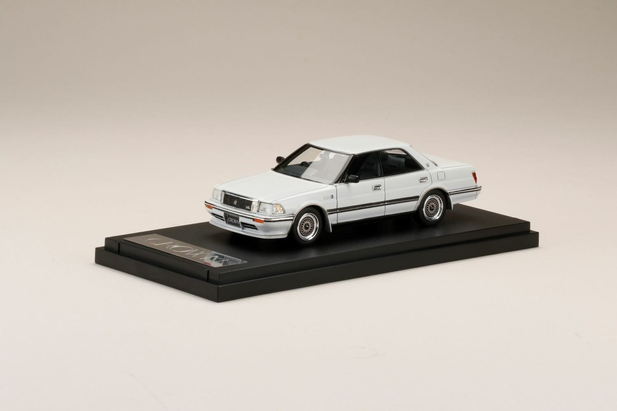 1/43 Mark43 Toyota Crown 4000 Royal Saloon G V8 Customized Super