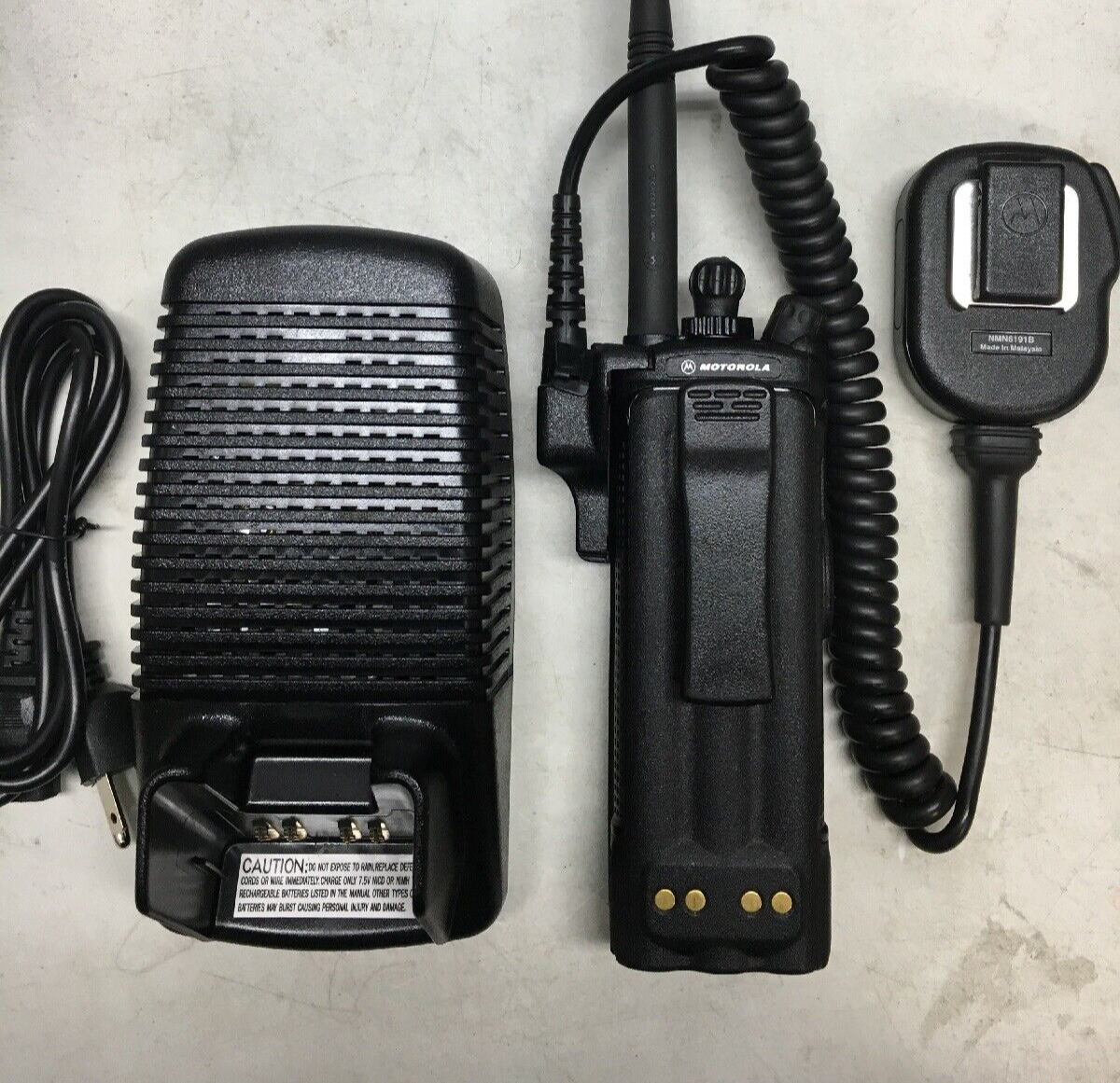MOTOROLA XTS5000 II VHF 136-174mhz P25 DIGITAL RADIO H18KEF9PW6AN