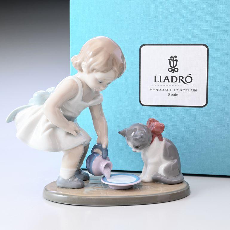 LLADRO（リヤドロ） 召し上がれ フィギュア 人形 女性 女の子 猫 ネコ