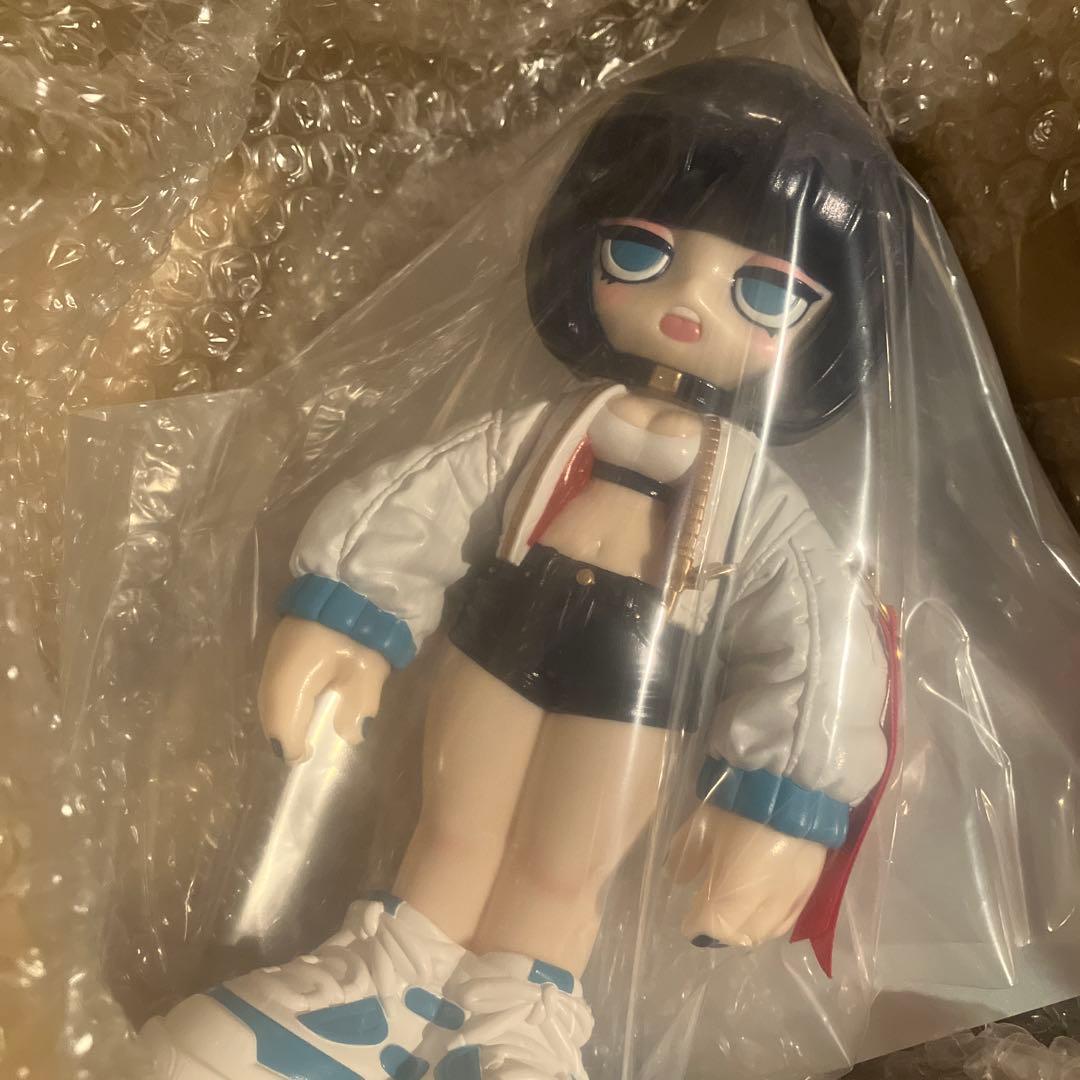 emDASH MOVE BASIC ソフビ フィギュア 新品未開封 正規品 AMANOJAKI 1st colorの受注が終了しました。 非常にたくさんのご応募を