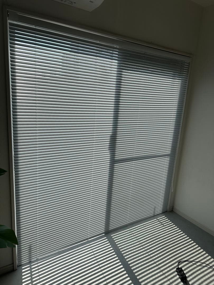 美品ブラインドカーテン1680mm×1740mm　ホワイト Amazon | ブラインド ナチュラルホワイト 横幅165×高さ180cm