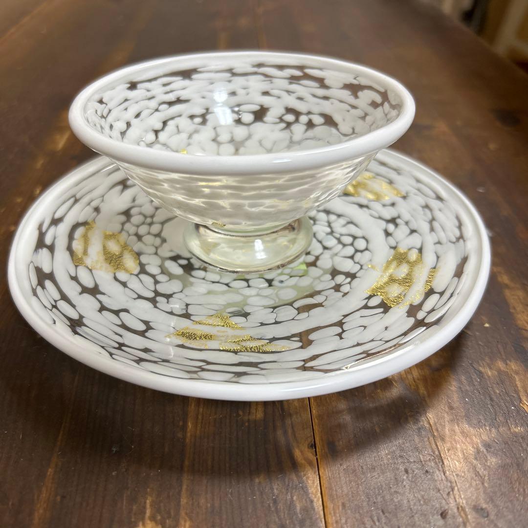 ガラス作家　石井康治　カップ＆ソーサー　金彩　工芸品　成川美術館展示品　手吹 ガラス作家 石井康治 カップ＆ソーサー 金彩 工芸品 成川美術館展示品