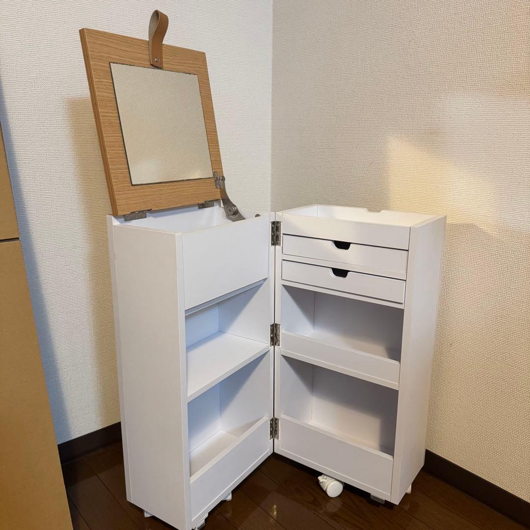 コンパクトドレッサー INDOORPLUS公式 | ドレッサー 三角形 コンパクト クリーム色 – Indoorplus