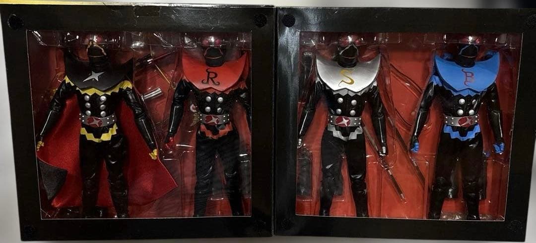 トイザらス限定　RAH220 ハカイダー　四人衆 Amazon.co.jp: ハカイダー四人衆 キカイダー01 RAH220 REAL ACTION
