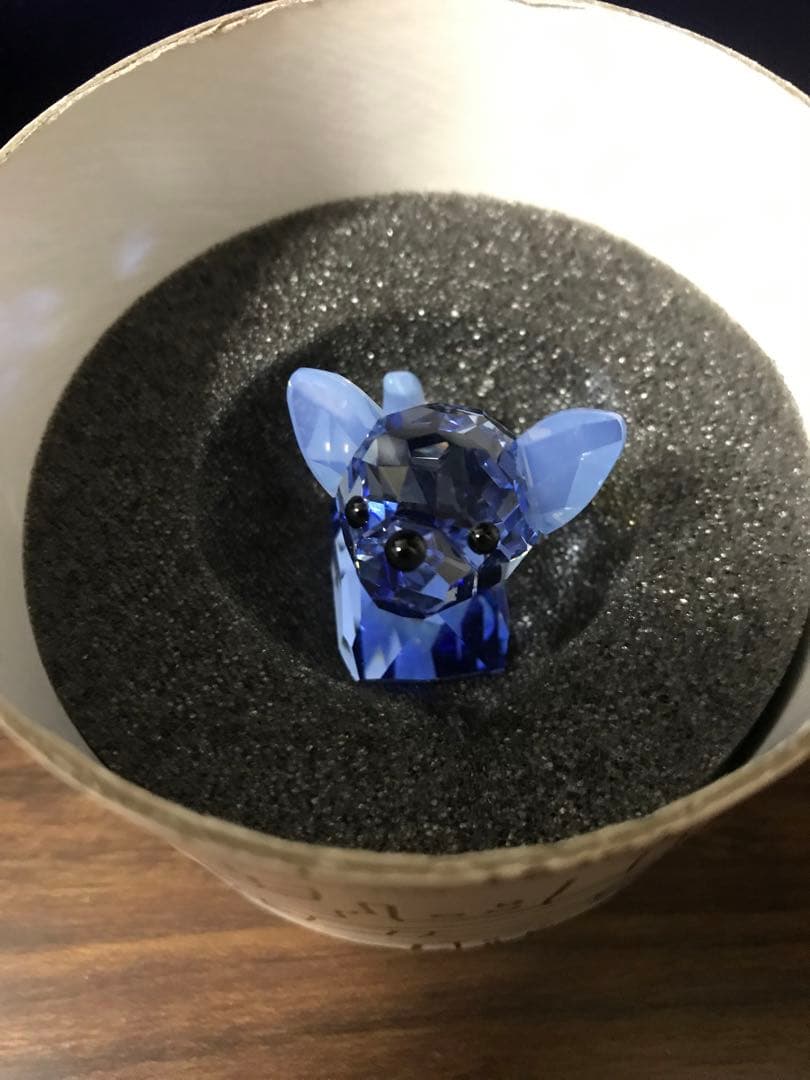 新品未使用SWAROVSKIスワロフスキー犬ココクリスタル貴重な廃盤商品 SWAROVSKI（スワロフスキー） 『Puppy ? Roxy(パグ)』 5063333