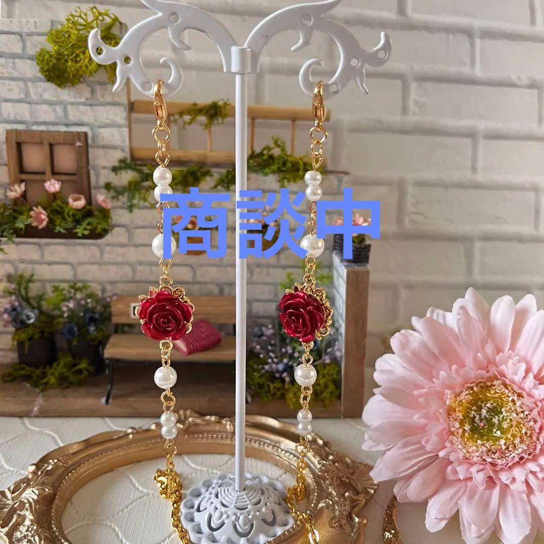 ♪❤️ 薔薇　パール　マスクチェーン　メガネチェーン　ハンドメイド　マスク メガネチェーン》チェコビーズ6弁花(シルキーローズ)✧︎マスク