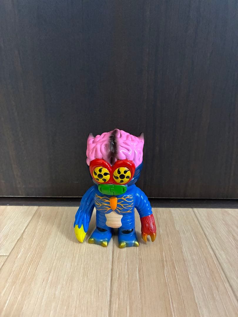 リアルヘッド　ソフビ　ウチュウマン 応募フォーム | リアルヘッド 20th Anniversary RHND展 公式サイト